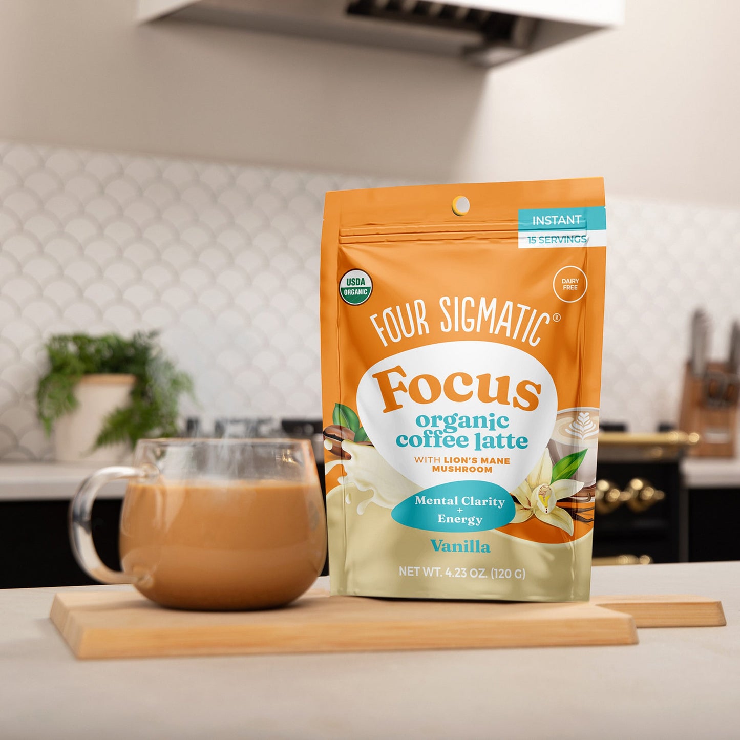 focus-organic-coffee-latte-vanilla-u7 focus-latte-vanilla-lifestyle2.jpg